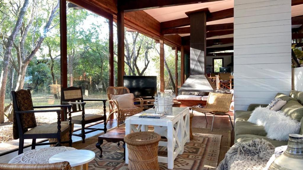Hideaways Lazuli Bush Lodge, Hluhluwe Exterior photo